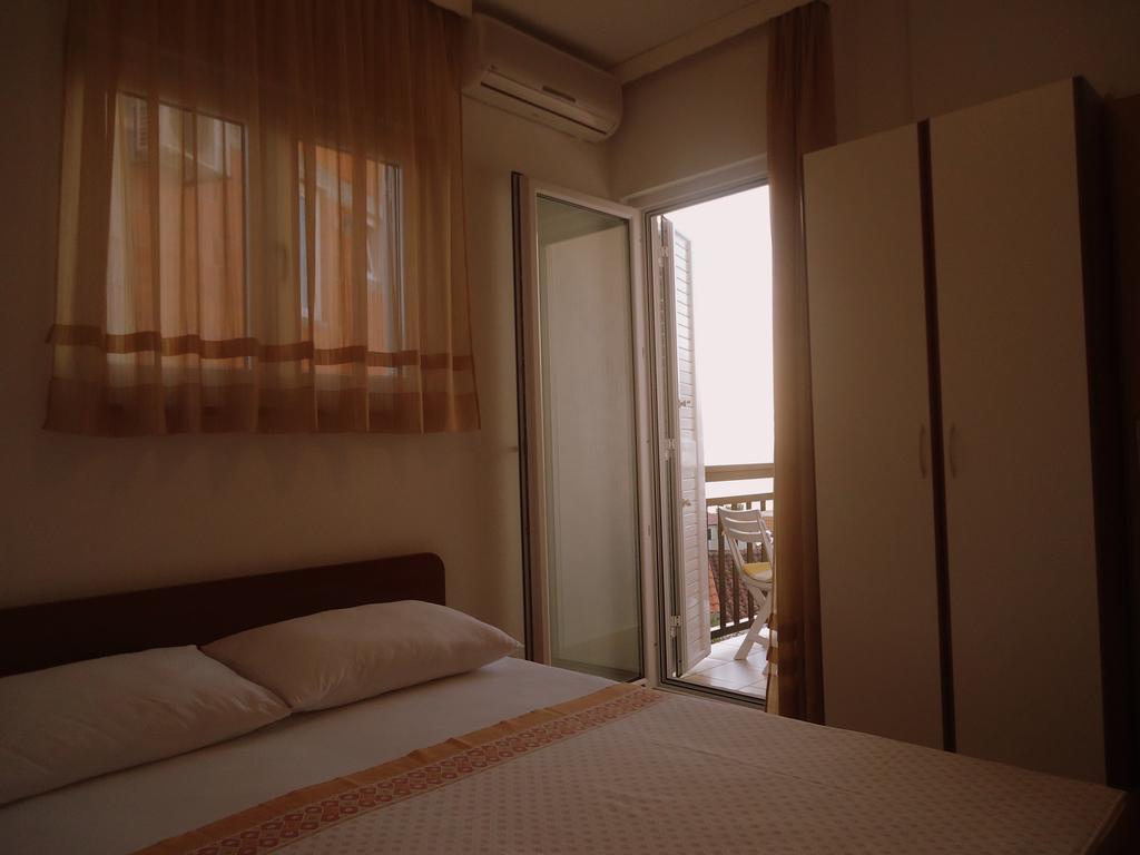Apartments Mandic Tucepi Room photo
